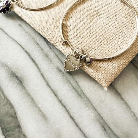Best Friend Charm Bracelet Set Silver Toned Slide Bangle - Picture 2 of 3